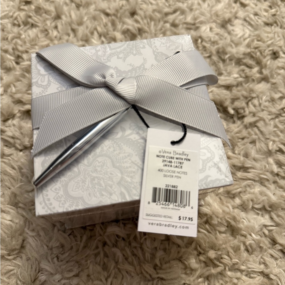 Vera Bradley Java Lace Note Cube with Silver Pen